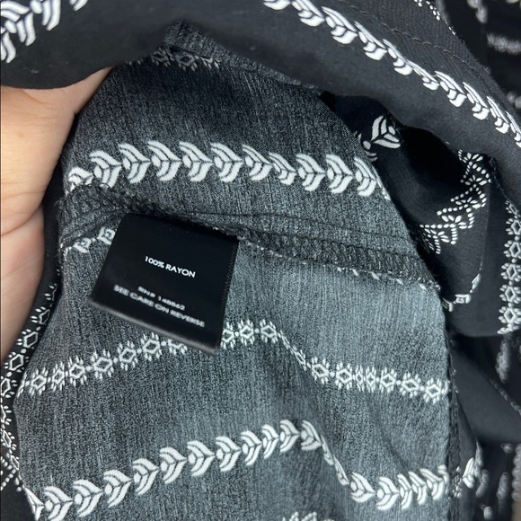 Torrid Black and White Patterned Blazer - Picture 4 of 4